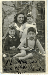 129 Testoni 3 figli dedica Ondina 1947